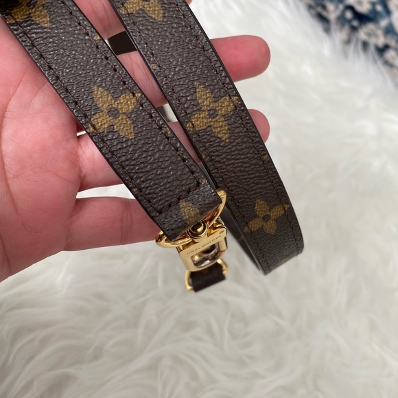 Louis Vuitton Pochette Metis - Picture 12 of 14